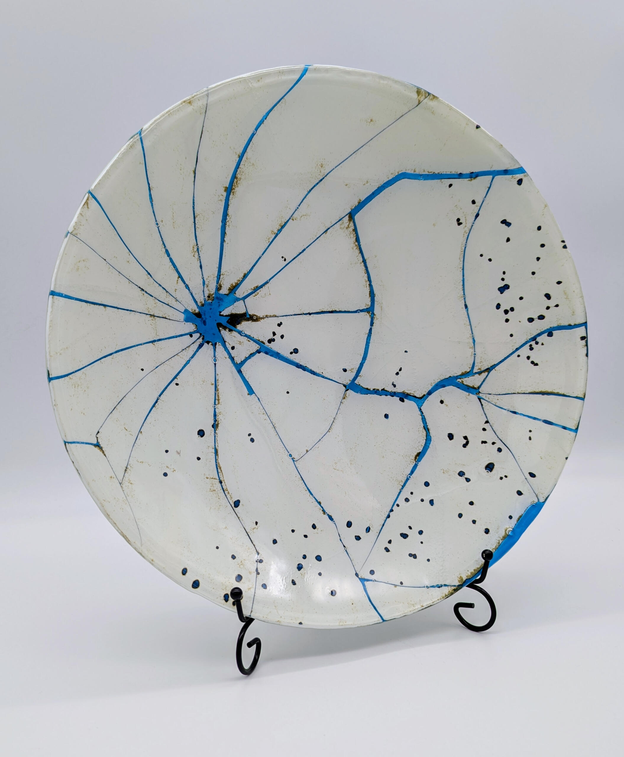 Broken, fused glass 37 cm